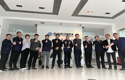 11월 9일, 한국현대회사는 헤드맨 회사를 방문하여 글로벌 협력을 체결했다